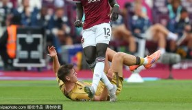 阿森纳逆转英超争冠战：角球战术加带刀后卫制胜2-1